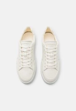 Tiger Of Sweden Sinny - Sneakers Laag - Off White 11 Tiger Of Sweden Sinny - Sneakers Laag - Off White -Even&Odd 00645433f0d44ca98083162c01de2e02