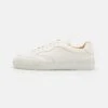 Tiger Of Sweden Nomme - Sneakers Laag - Off White -Even&Odd 0e91e798be6341178f523fc6169b2d6d