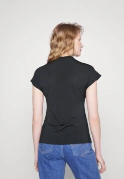 Tiger Of Sweden Alitta - T-Shirt Basic - Black 9 Tiger Of Sweden Alitta - T-Shirt Basic - Black -Even&Odd 103d2c69d9f4484395d6887e9f3c966a