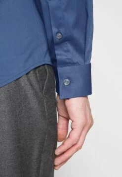 Tiger Of Sweden Filbrodie - Zakelijk Overhemd - Vintage Indigo -Even&Odd 1b40a89fef0043c2983ffba18e97fc3f