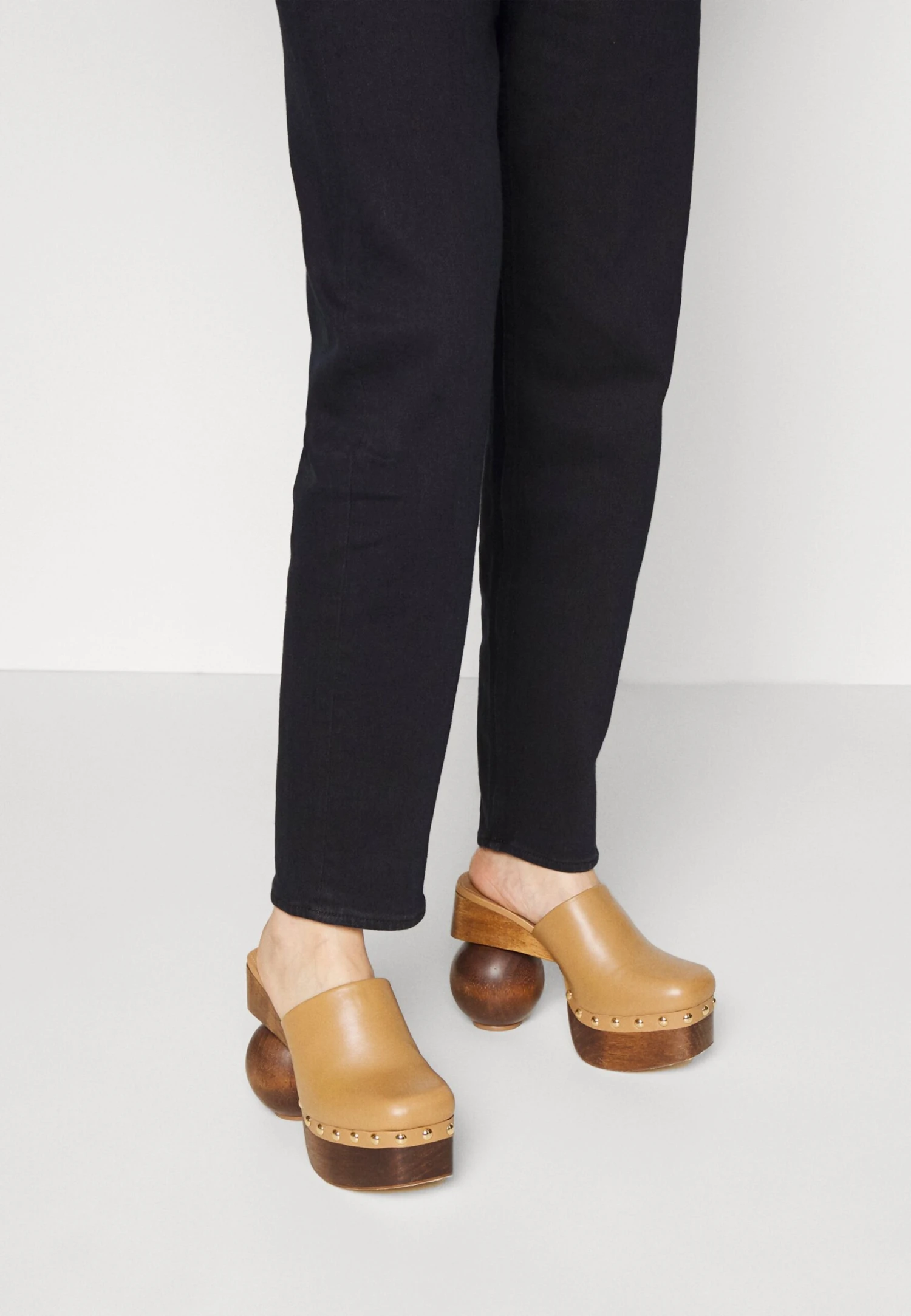 Tiger Of Sweden Aly - Relaxed Fit Jeans - Black/Blue 7 Tiger Of Sweden Aly - Relaxed Fit Jeans - Black/Blue - Afbeelding 5