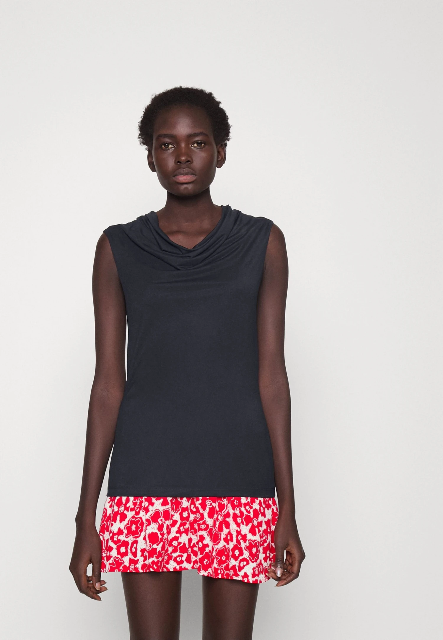 Tiger Of Sweden Jela - T-Shirt Basic - Night Grape 3 Tiger Of Sweden Jela - T-Shirt Basic - Night Grape