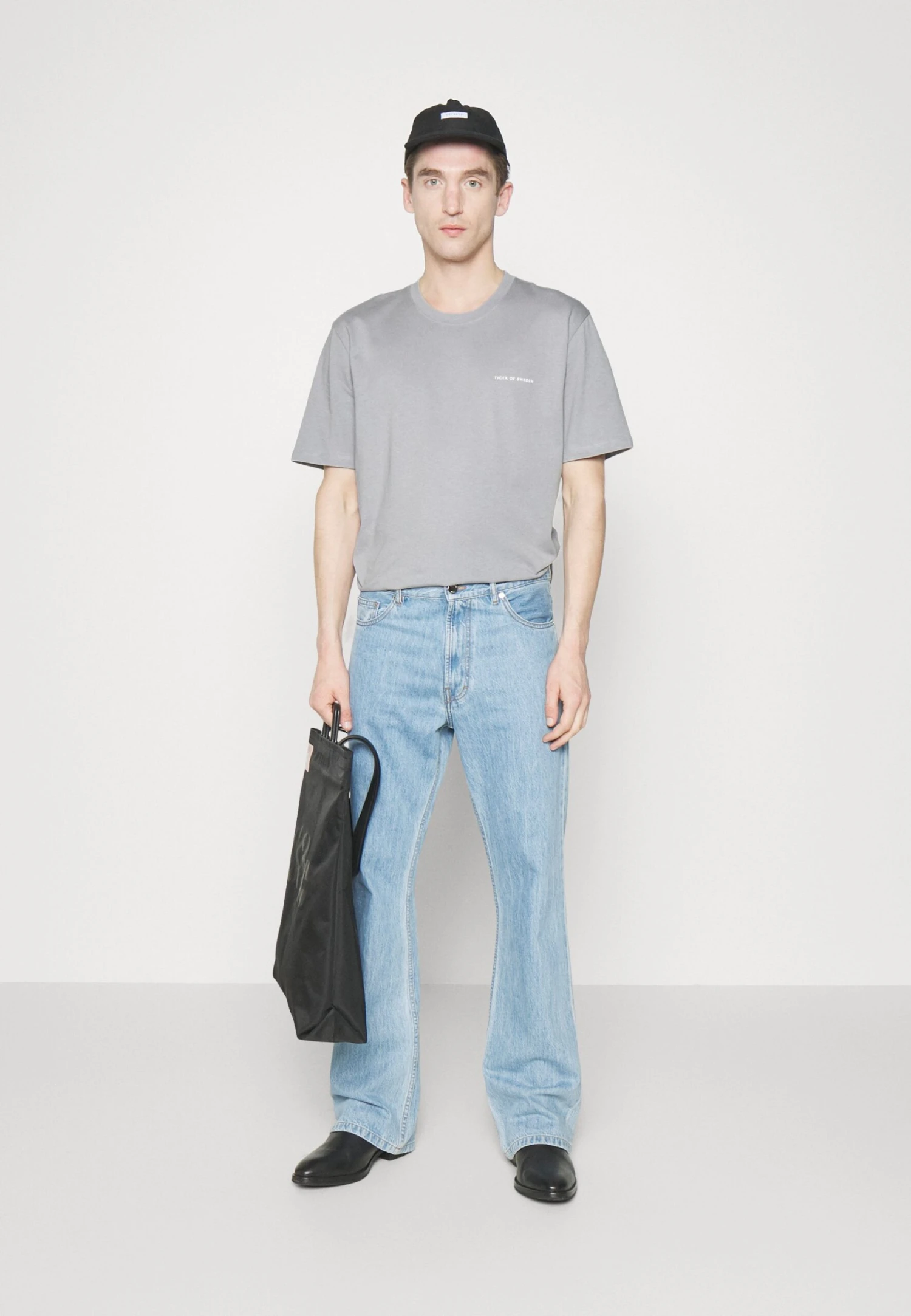 Tiger Of Sweden T-Shirt Basic - Grey 4 Tiger Of Sweden T-Shirt Basic - Grey - Afbeelding 2