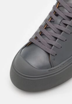 Tiger Of Sweden Stam- Sneakers Laag - Ash Grey -Even&Odd 38e98d9417174180bbe3fb27bde783d3