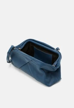 Tiger Of Sweden Citta - Handtas - Smokey Blue 10 Tiger Of Sweden Citta - Handtas - Smokey Blue -Even&Odd 3a76f053da6d4ee2b6e2bb65f6e7db65