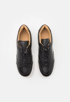 Tiger Of Sweden Nomme - Sneakers Laag - Black 11 Tiger Of Sweden Nomme - Sneakers Laag - Black -Even&Odd 3ad659d42b1a440e9e9846fe79dc0602