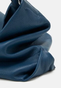 Tiger Of Sweden Cesano - Shopper - Smokey Blue 12 Tiger Of Sweden Cesano - Shopper - Smokey Blue -Even&Odd 4f9086c1838f42caa3b698c3505199d8