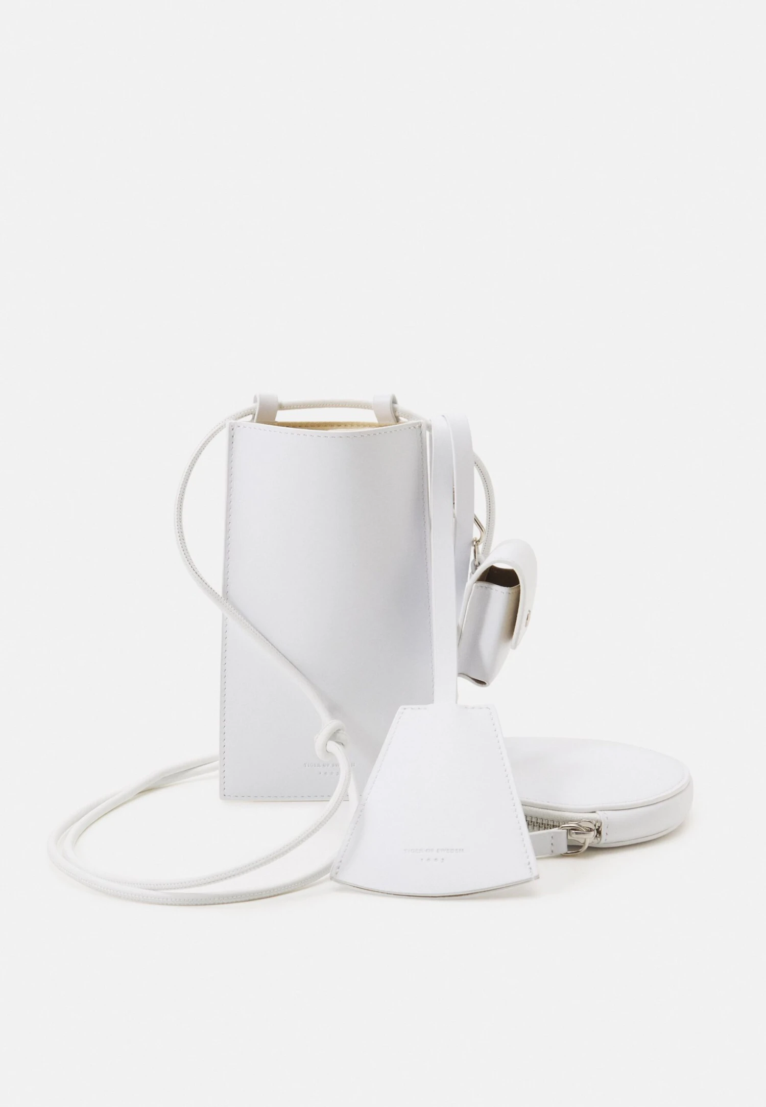 Tiger Of Sweden Herman Set - Telefoonhoesje - White 3 Tiger Of Sweden Herman Set - Telefoonhoesje - White