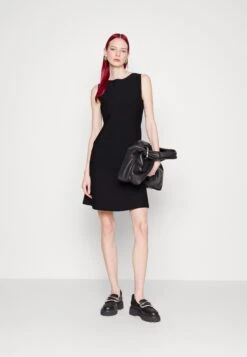 Voorkant -Even&Odd 6460c2eef99447c8968df9b3e811007f