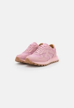 Tiger Of Sweden Steuer- Sneakers Laag - Dusty Rose -Even&Odd 6467fab4cee54a449e975e4f8515986d