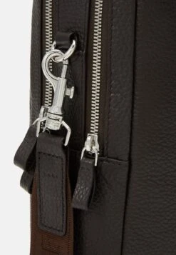 Tiger Of Sweden Beroun Unisex - Aktetas - Dark Brown 12 Tiger Of Sweden Beroun Unisex - Aktetas - Dark Brown -Even&Odd 7dd6d66706e74f119a604ba2e475f36e