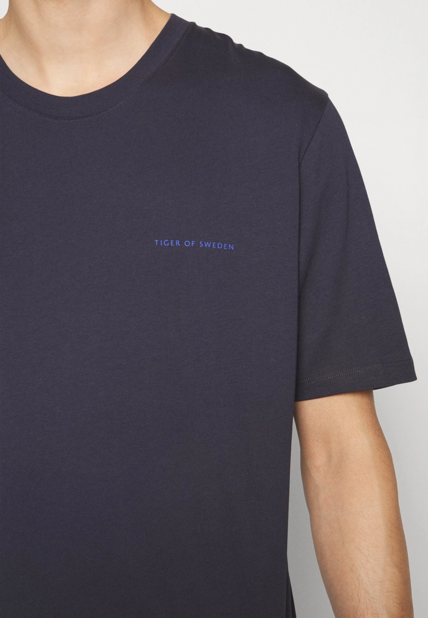 Tiger Of Sweden Pro - T-Shirt Basic - Light Ink 7 Tiger Of Sweden Pro - T-Shirt Basic - Light Ink - Afbeelding 5