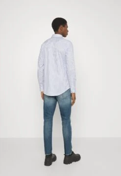 Tiger Of Sweden Pistolero - Slim Fit Jeans - Royal Blue 9 Tiger Of Sweden Pistolero - Slim Fit Jeans - Royal Blue -Even&Odd 812a8d076b0e49b689cfbd9ffcd124da