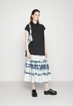 Voorkant -Even&Odd 8a1e8498d18d486fa27707f34004aaa5