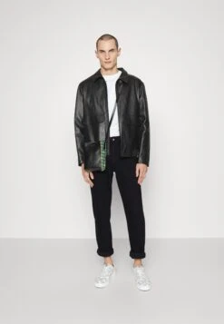 Tiger Of Sweden Kero - Straight Leg Jeans - Black Blue 8 Tiger Of Sweden Kero - Straight Leg Jeans - Black Blue -Even&Odd 8f51098d8bcd4a1f989a43ebe6491fa6