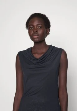 Tiger Of Sweden Jela - T-Shirt Basic - Night Grape 11 Tiger Of Sweden Jela - T-Shirt Basic - Night Grape -Even&Odd 90a459ca2e794f318249b3a843b58a01