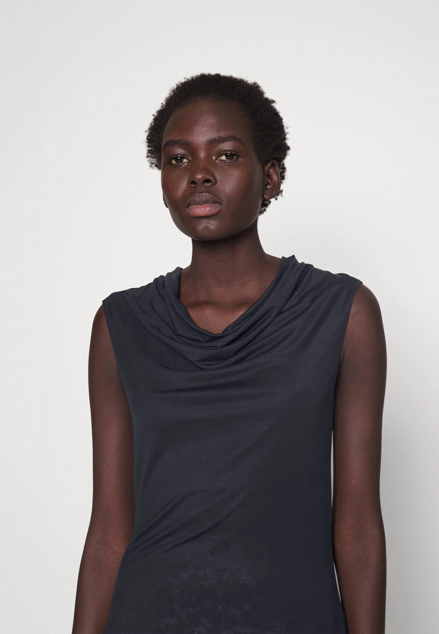 Tiger Of Sweden Jela - T-Shirt Basic - Night Grape 6 Tiger Of Sweden Jela - T-Shirt Basic - Night Grape - Afbeelding 4