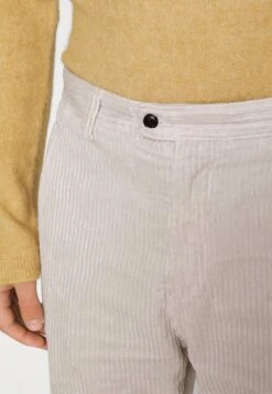 Tiger Of Sweden Colson - Broek - Dark White 17 Tiger Of Sweden Colson - Broek - Dark White -Even&Odd a477ae95f0fb4b87bdd757ddbedb75d9