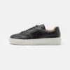 Tiger Of Sweden Nomme - Sneakers Laag - Black 1 Tiger Of Sweden Nomme - Sneakers Laag - Black -Even&Odd a6869f0696d346f7b4e191e69b9964e6