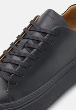 Tiger Of Sweden Stam - Sneakers Laag - Phantom -Even&Odd a804428e69a64004b6ccd972ccc726d5