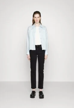 Tiger Of Sweden Slim Fit Jeans - Black -Even&Odd af354a94dcd14900aabf2b4d9af5b3b2