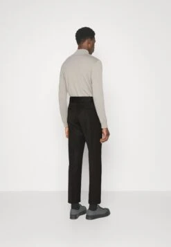 Tiger Of Sweden Teddey - Broek - Black 10 Tiger Of Sweden Teddey - Broek - Black -Even&Odd bc7f6cbc6747425993d4fb80d29c30ef