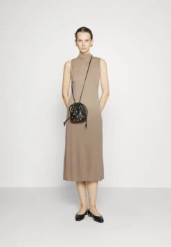 Tiger Of Sweden Odys J - Cocktailjurk - Beige -Even&Odd beebd9be7bcd457ba56c6660a398f0df