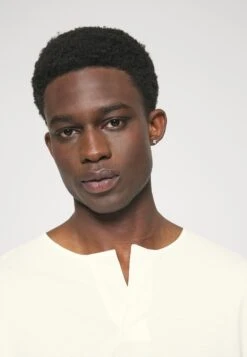 Tiger Of Sweden Jaspah - Longsleeve - Lt Ivory 11 Tiger Of Sweden Jaspah - Longsleeve - Lt Ivory -Even&Odd c3e6ab61adda4052be3abdcb7b4089b3