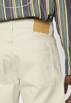 Tiger Of Sweden Marty - Straight Leg Jeans - Ecru 11 Tiger Of Sweden Marty - Straight Leg Jeans - Ecru -Even&Odd d5efa4947fb34edb8e4524720f46c5d8