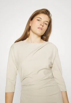 Tiger Of Sweden Izza- Jerseyjurk - Eggshell 15 Tiger Of Sweden Izza- Jerseyjurk - Eggshell -Even&Odd da5a8885f03b4ed4b9c166d21df68189