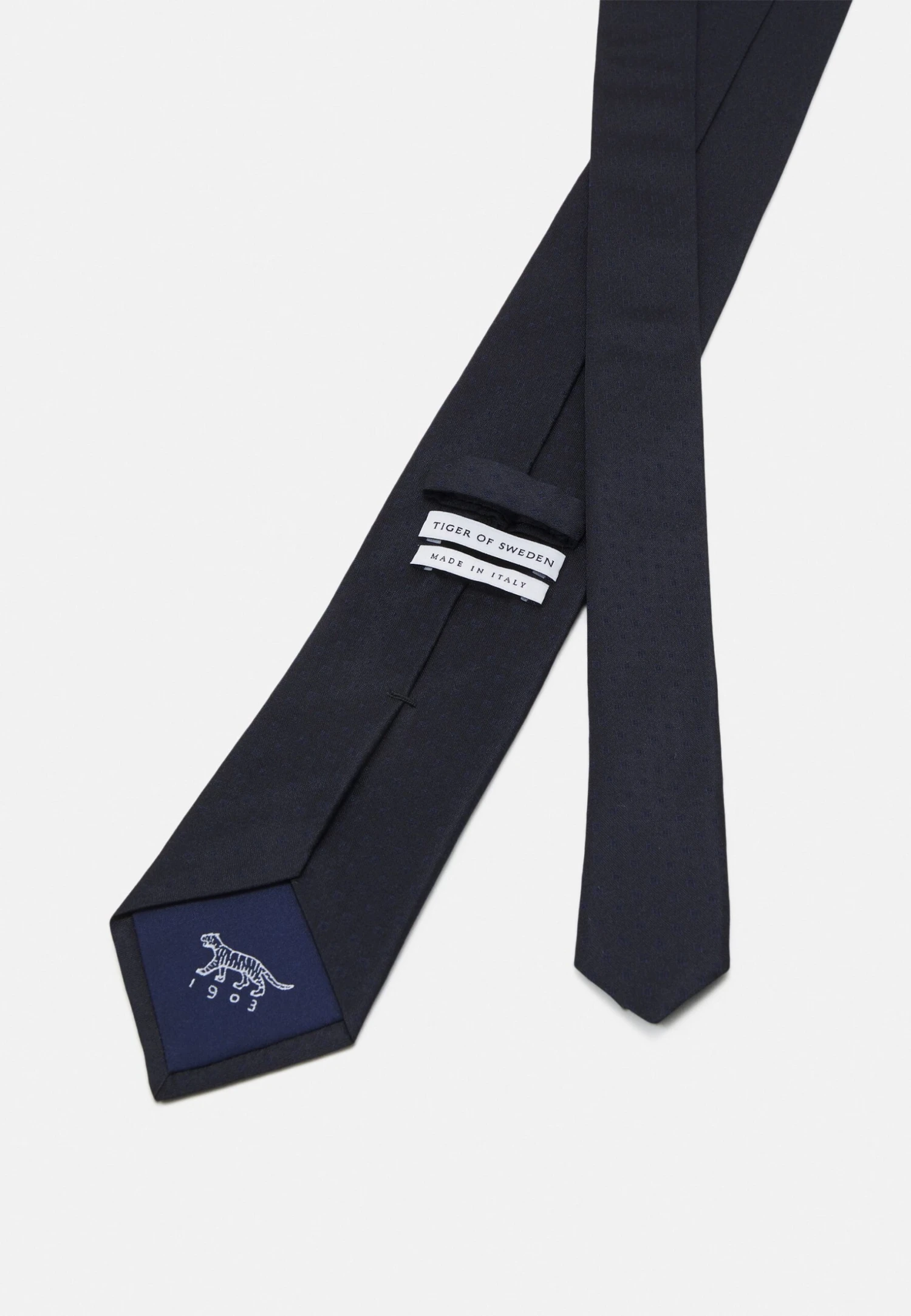 Tiger Of Sweden Trepa - Stropdas - Night Grape 4 Tiger Of Sweden Trepa - Stropdas - Night Grape - Afbeelding 2