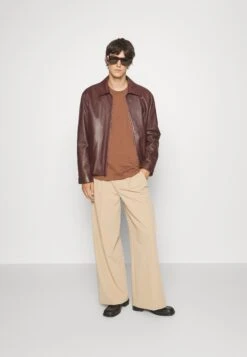 Tiger Of Sweden Pro - T-Shirt Basic - Golden Copper -Even&Odd efa28c88dc3c449095b3eaf690dd7f63