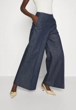 Tiger Of Sweden Bootcut Jeans - Indigo 11 Tiger Of Sweden Bootcut Jeans - Indigo -Even&Odd f16059fcfc5c419cb8e80762d22e1da2