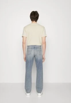 Tiger Of Sweden Nico - Relaxed Fit Jeans - Light Blue 10 Tiger Of Sweden Nico - Relaxed Fit Jeans - Light Blue -Even&Odd f99dc635b633438da0f7ef2c624557e5