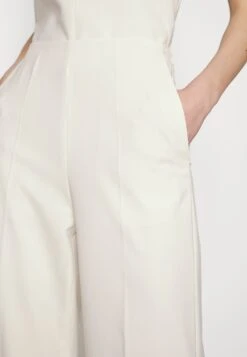 Tiger Of Sweden Eedit - Broek - Natural White -Even&Odd fa9a01319b2947df99a3f269f1a5a38f